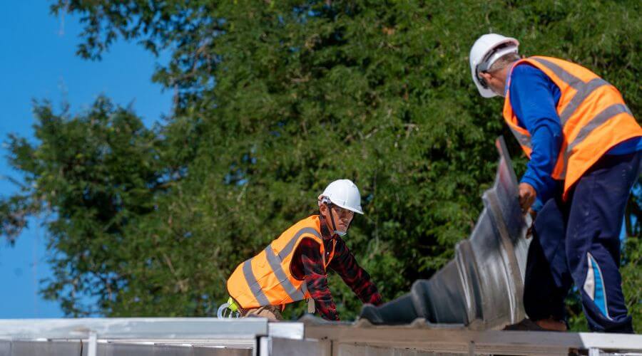 Professional new roof installation services in Aurora, IA